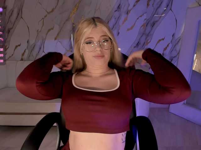 MadisonKane live cam on BongaCams