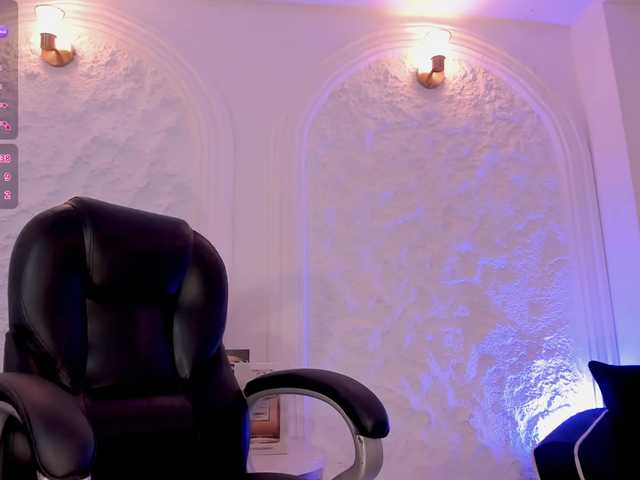 MadisonKane live cam on BongaCams
