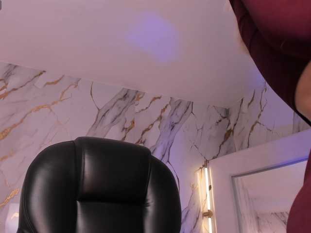MadisonKane live cam on BongaCams