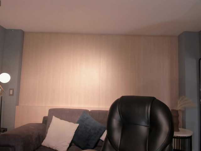 MadisonKane's BongaCams show and profile