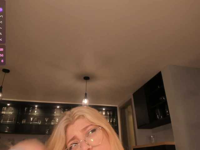 MadisonKane live cam