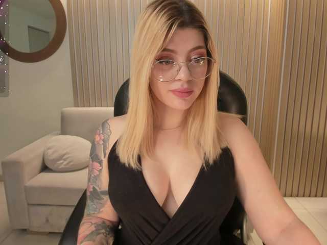 MadisonKane's BongaCams show and profile