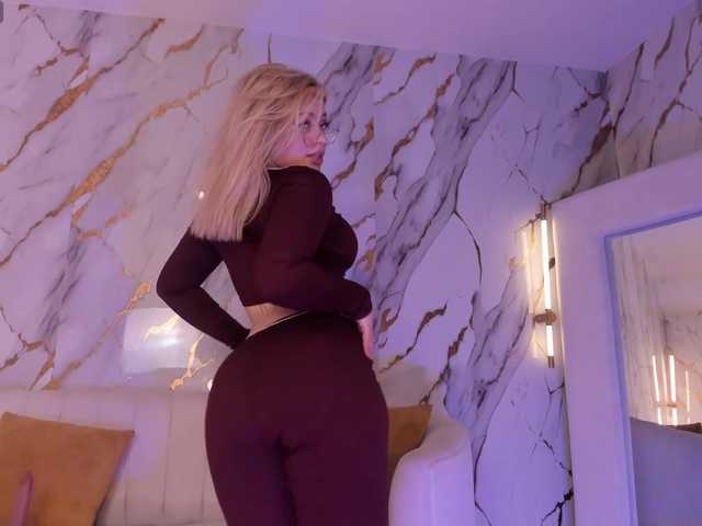 MadisonKane live cam on BongaCams