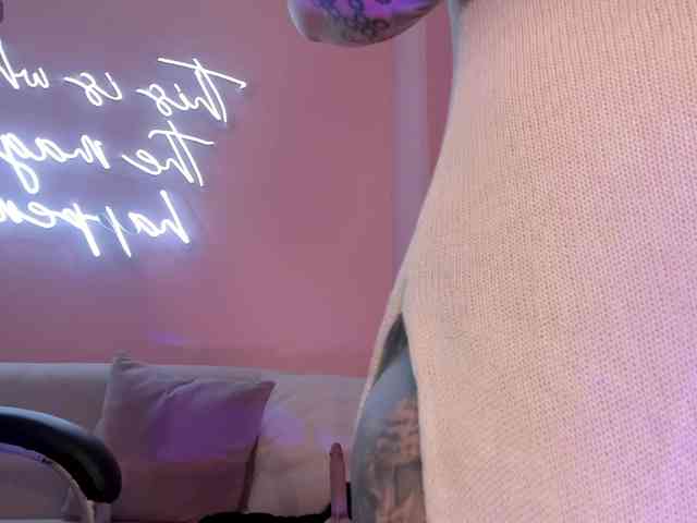 MadisonKane webcam