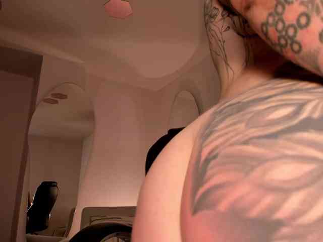MadisonKane webcam