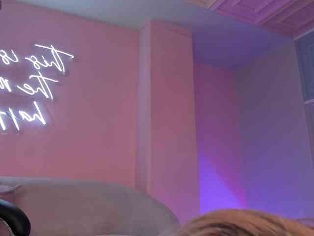 MadisonKane webcam