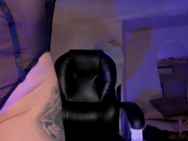 模特: MadisonKane