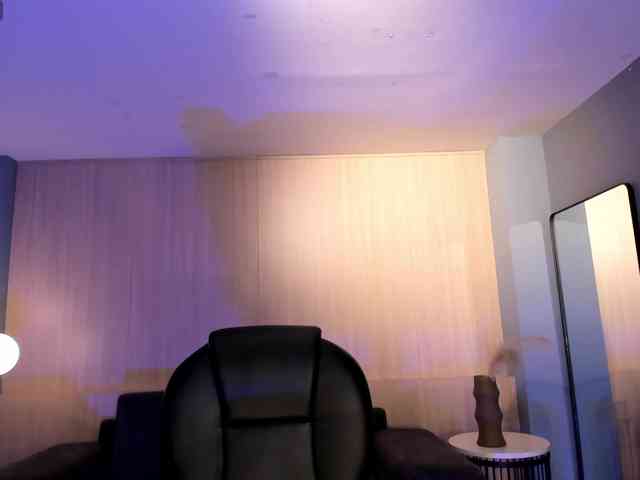 MadisonKane webcam