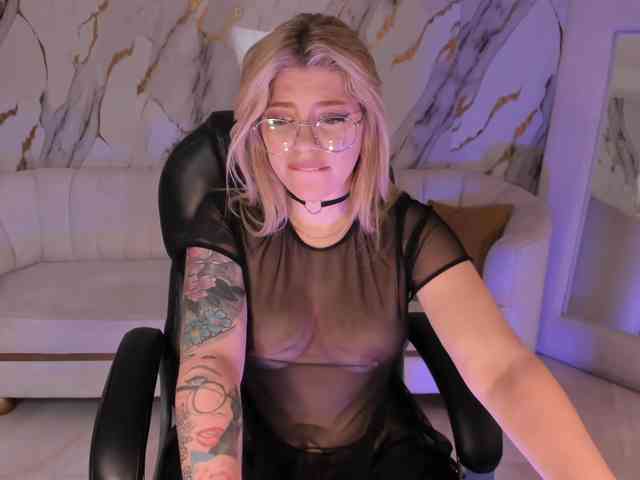 MadisonKane webcam