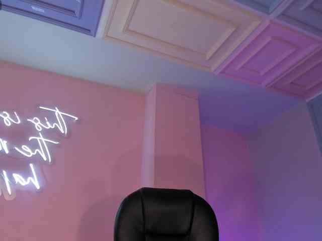 MadisonKane webcam