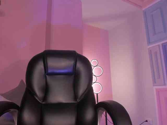 MadisonKane webcam