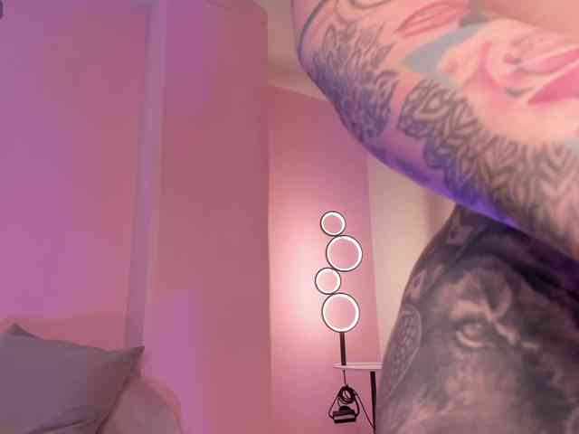 MadisonKane webcam
