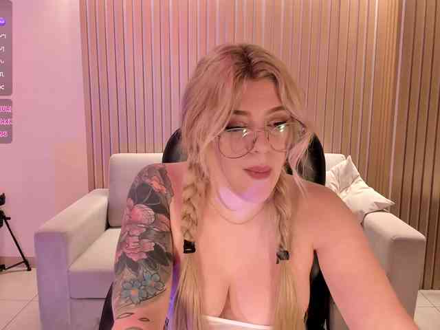 MadisonKane webcam