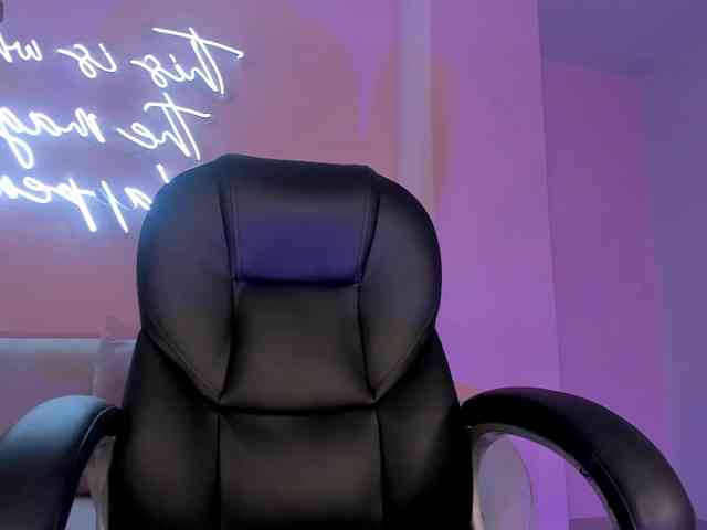 MadisonKane webcam