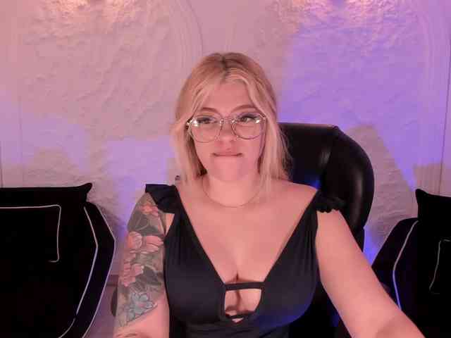 MadisonKane webcam