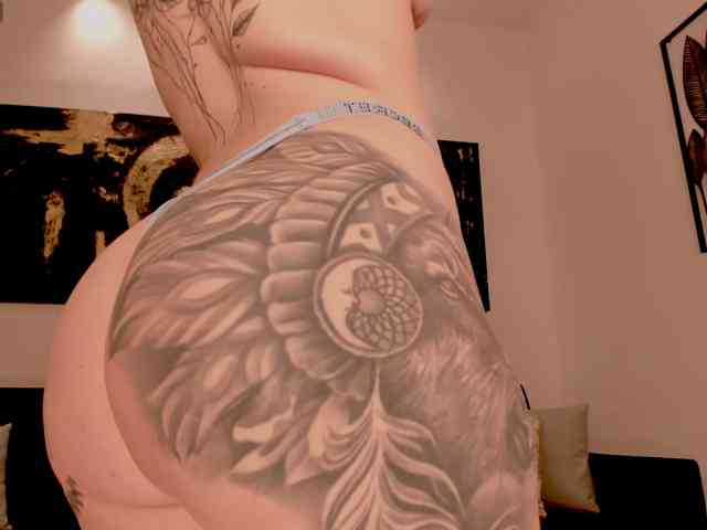 MadisonKane webcam