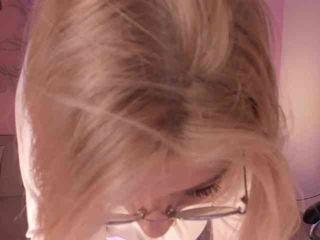 MadisonKane webcam