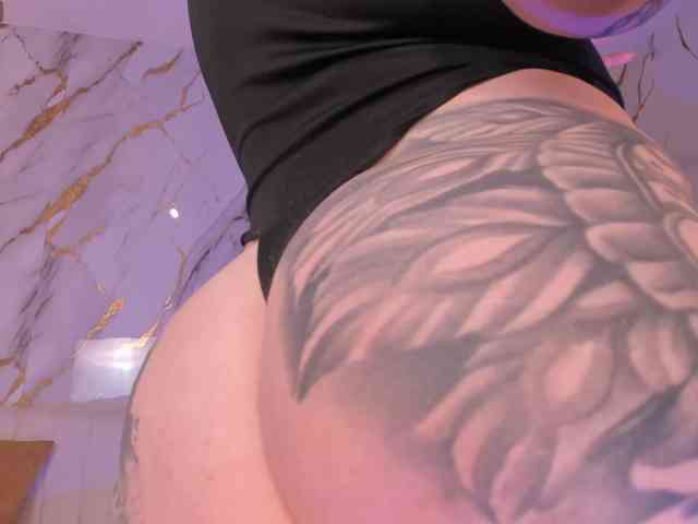 MadisonKane webcam