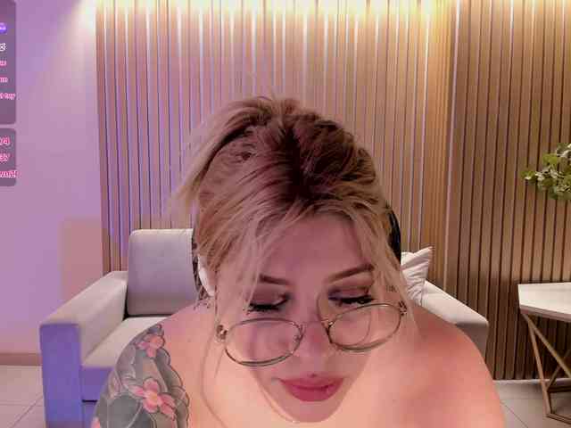 MadisonKane webcam