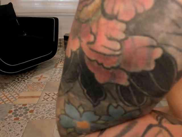 MadisonKane webcam