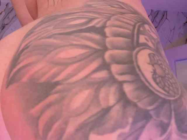 MadisonKane webcam