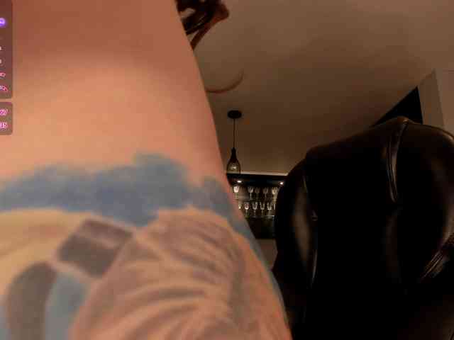 MadisonKane webcam