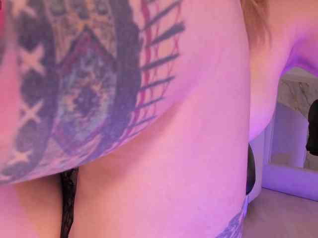 MadisonKane webcam