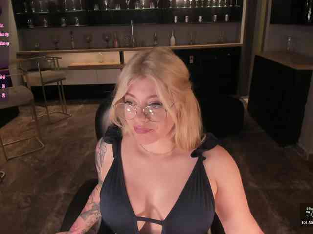 MadisonKane - Girl 