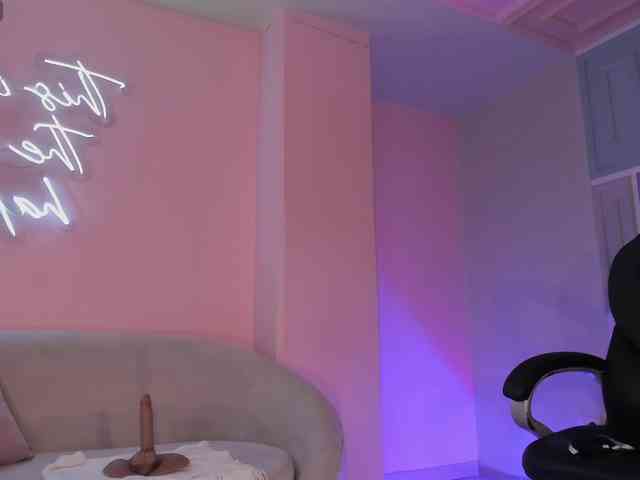 MadisonKane webcam
