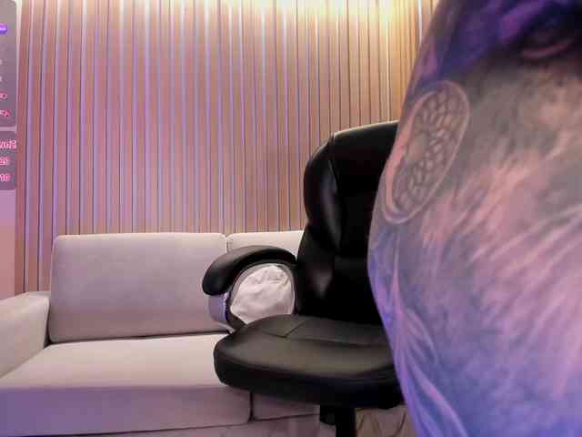 MadisonKane webcam