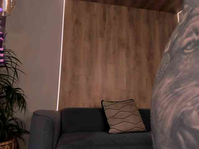 Modelo: MadisonKane
