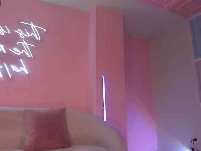 MadisonKane webcam