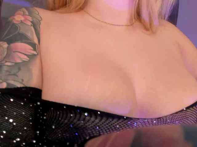 MadisonKane webcam