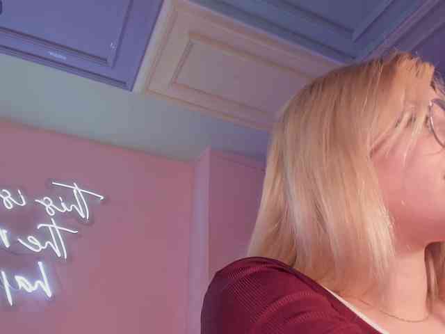 MadisonKane webcam