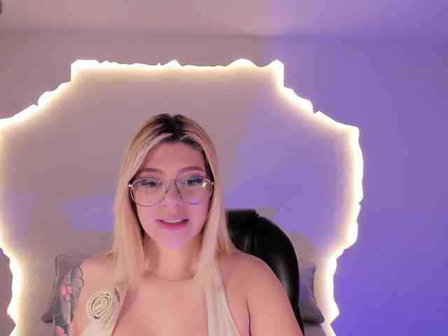 Madisonkane's cam show statistics and live stream