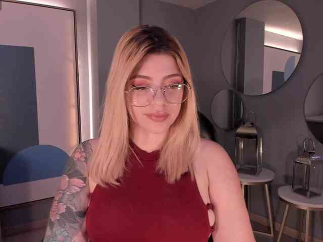 MadisonKane webcam