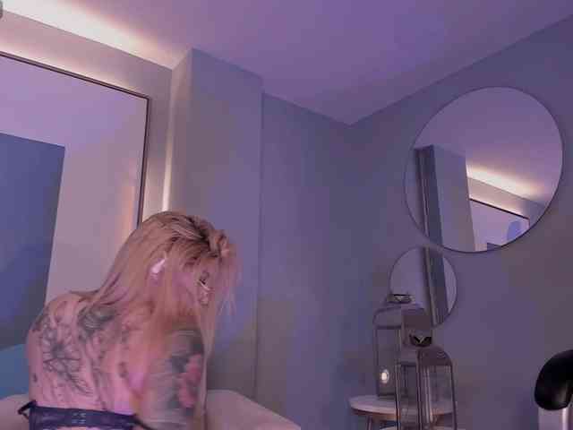 MadisonKane webcam