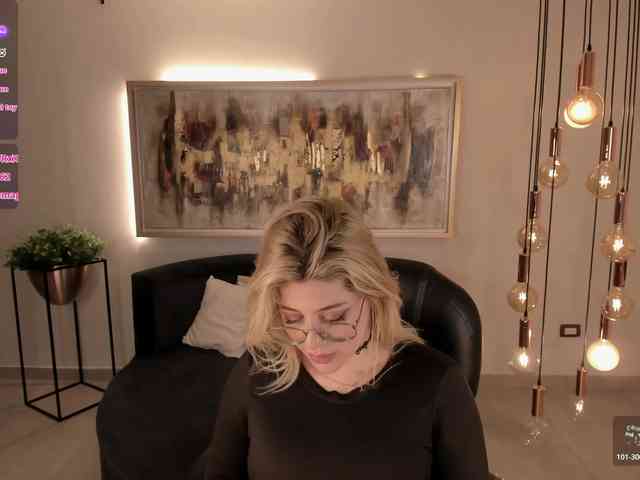 MadisonKane webcam
