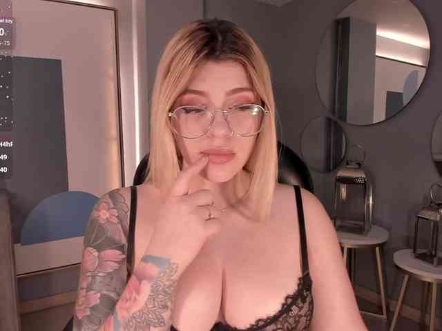 MadisonKane webcam