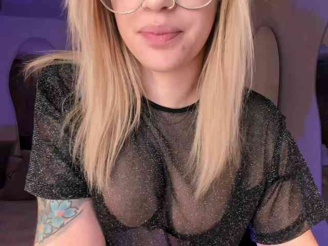 MadisonKane webcam