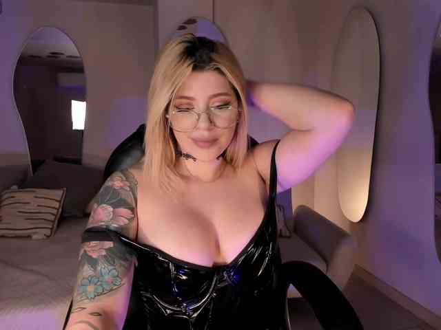 MadisonKane webcam