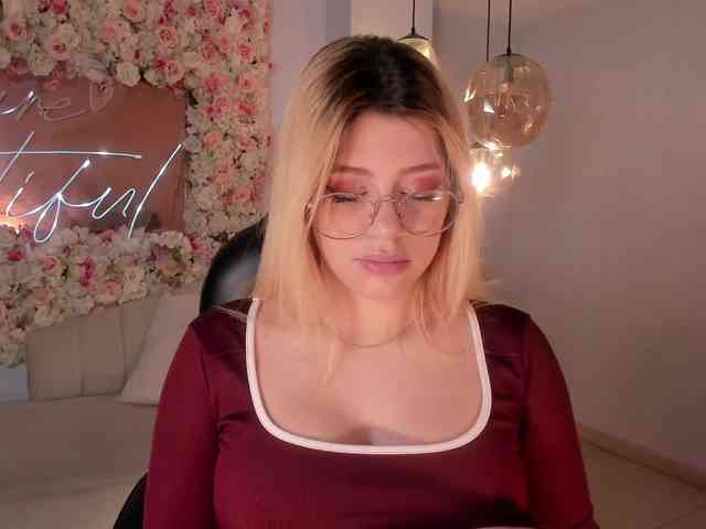 MadisonKane webcam