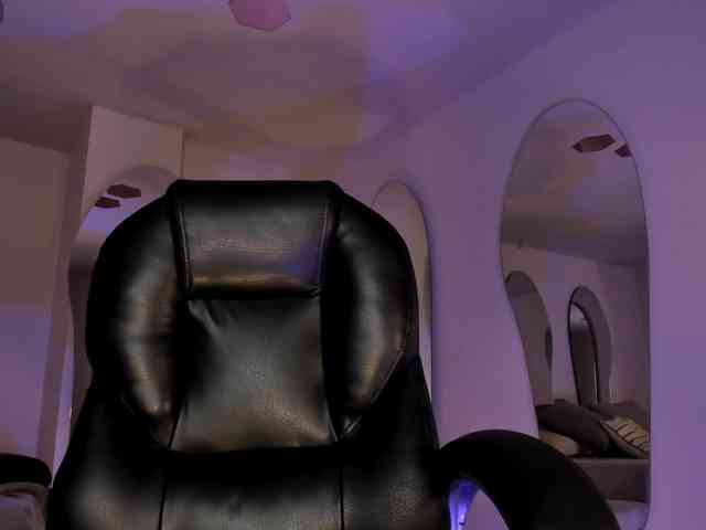 MadisonKane webcam