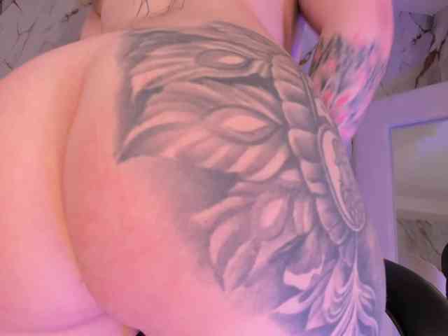 MadisonKane webcam