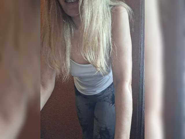 Angelicac's BongaCams show and profile