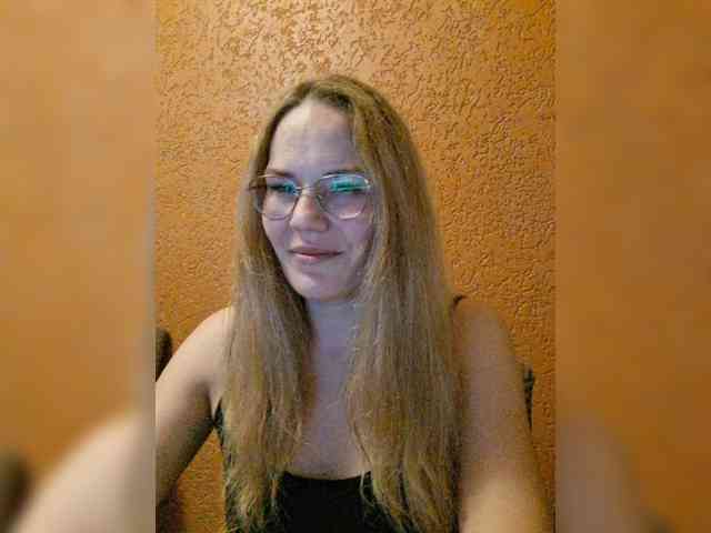 Mina_ webcam