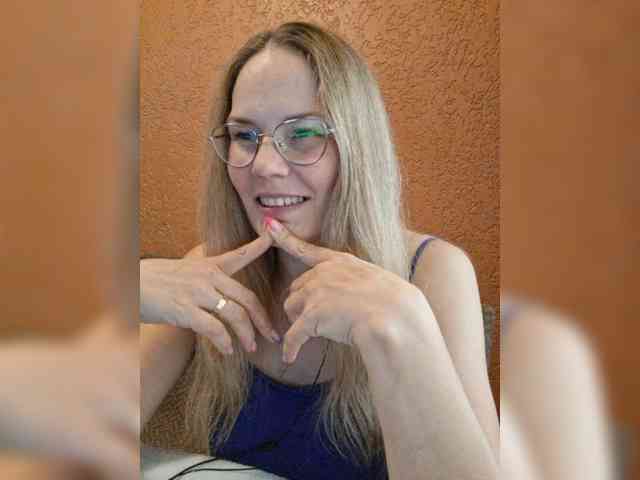 Mari_ webcam