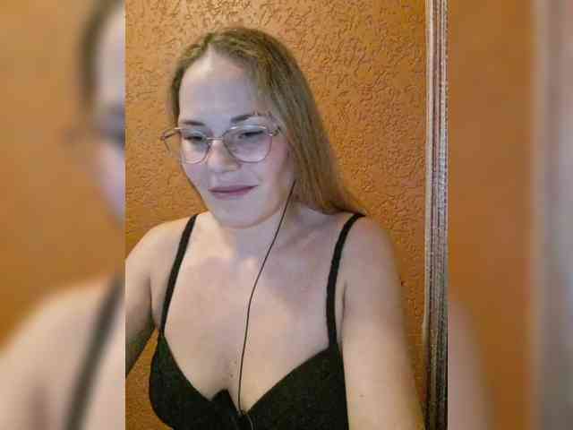 Miranda__ webcam