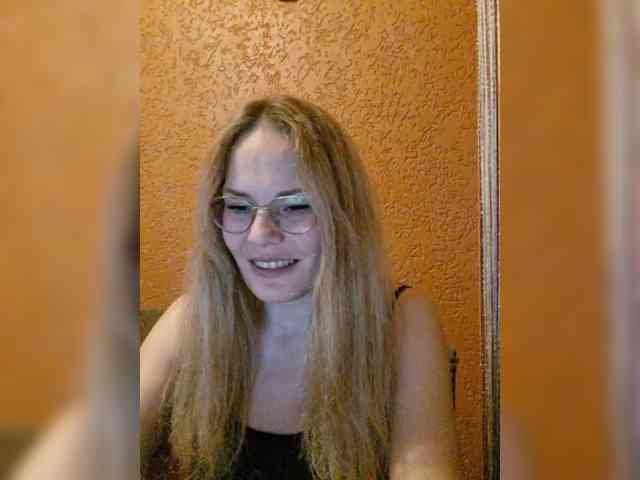 Mina_ webcam