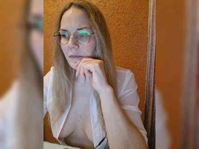 Miranda__ webcam